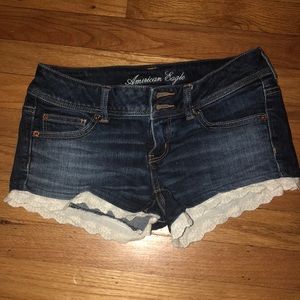 Lace trim shorts